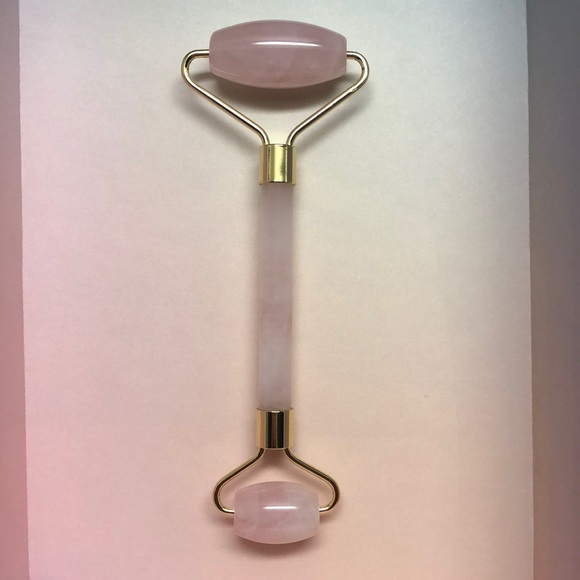 birchbox Other - 🌻 Rose Quartz Face Roller